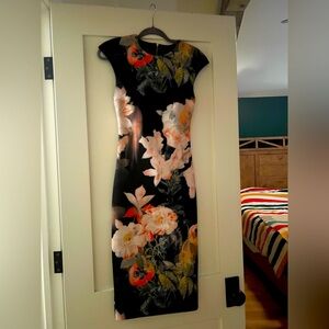 Ted Baker Contour Knee Length Dress - Size 1